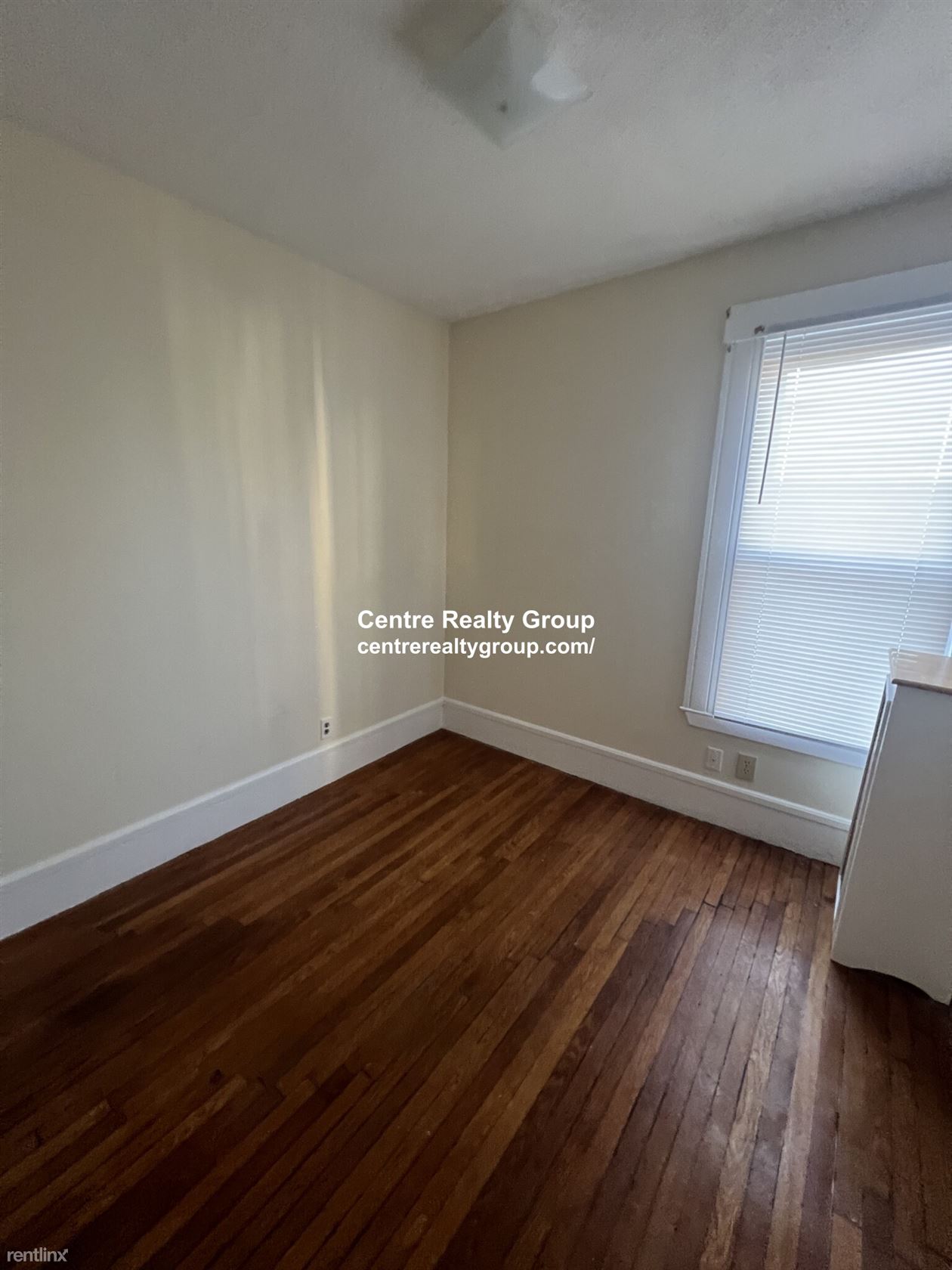 543 Broadway Apt 1R