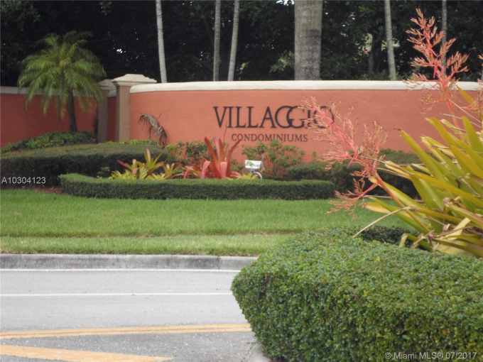 Villaggio Condominiums